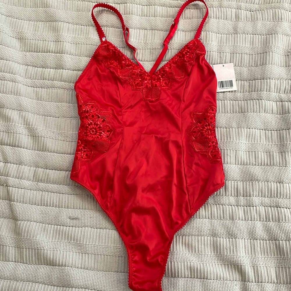 Savage X Fenty lingerie- NWT